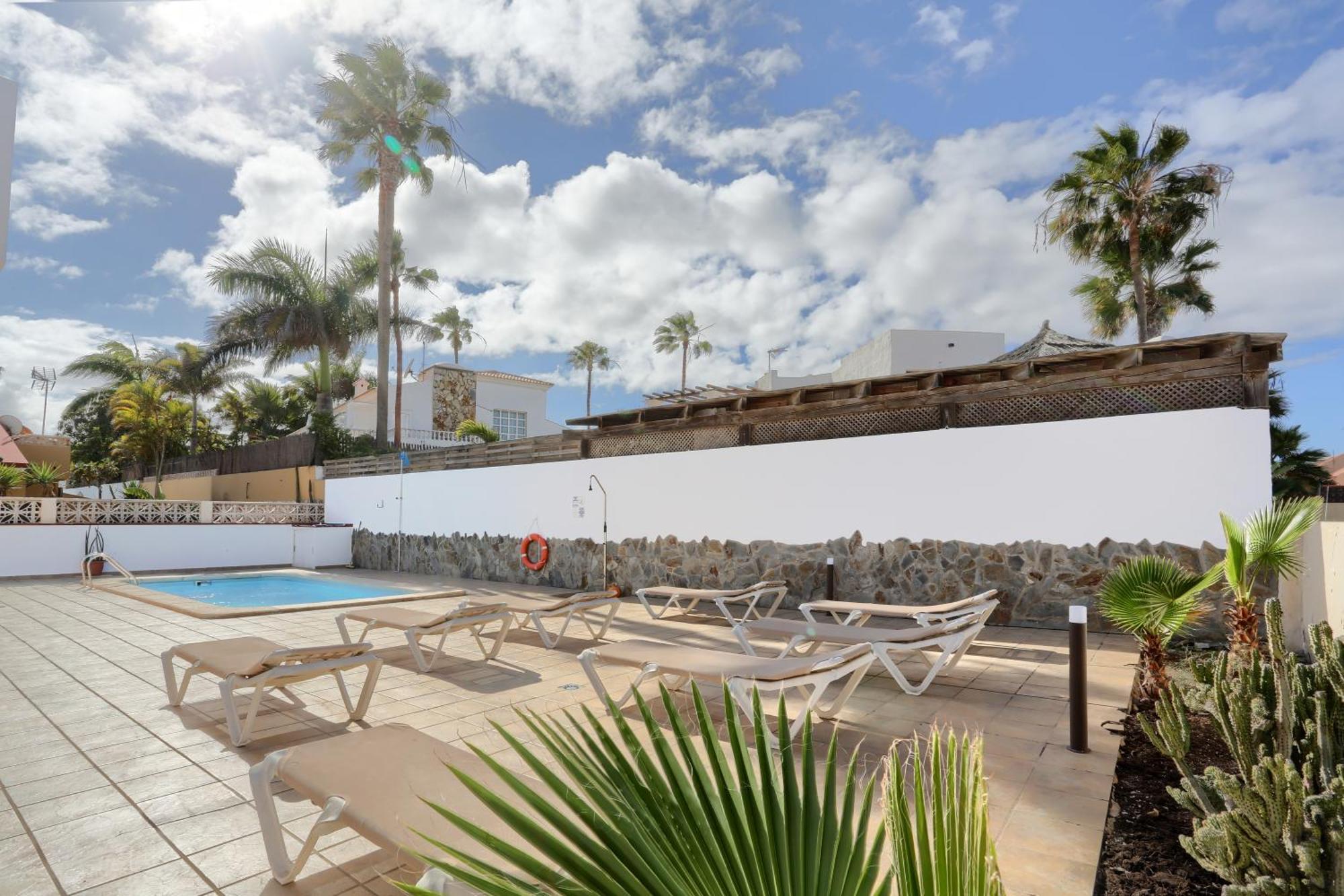 Residencia Lena Appartement Corralejo Buitenkant foto