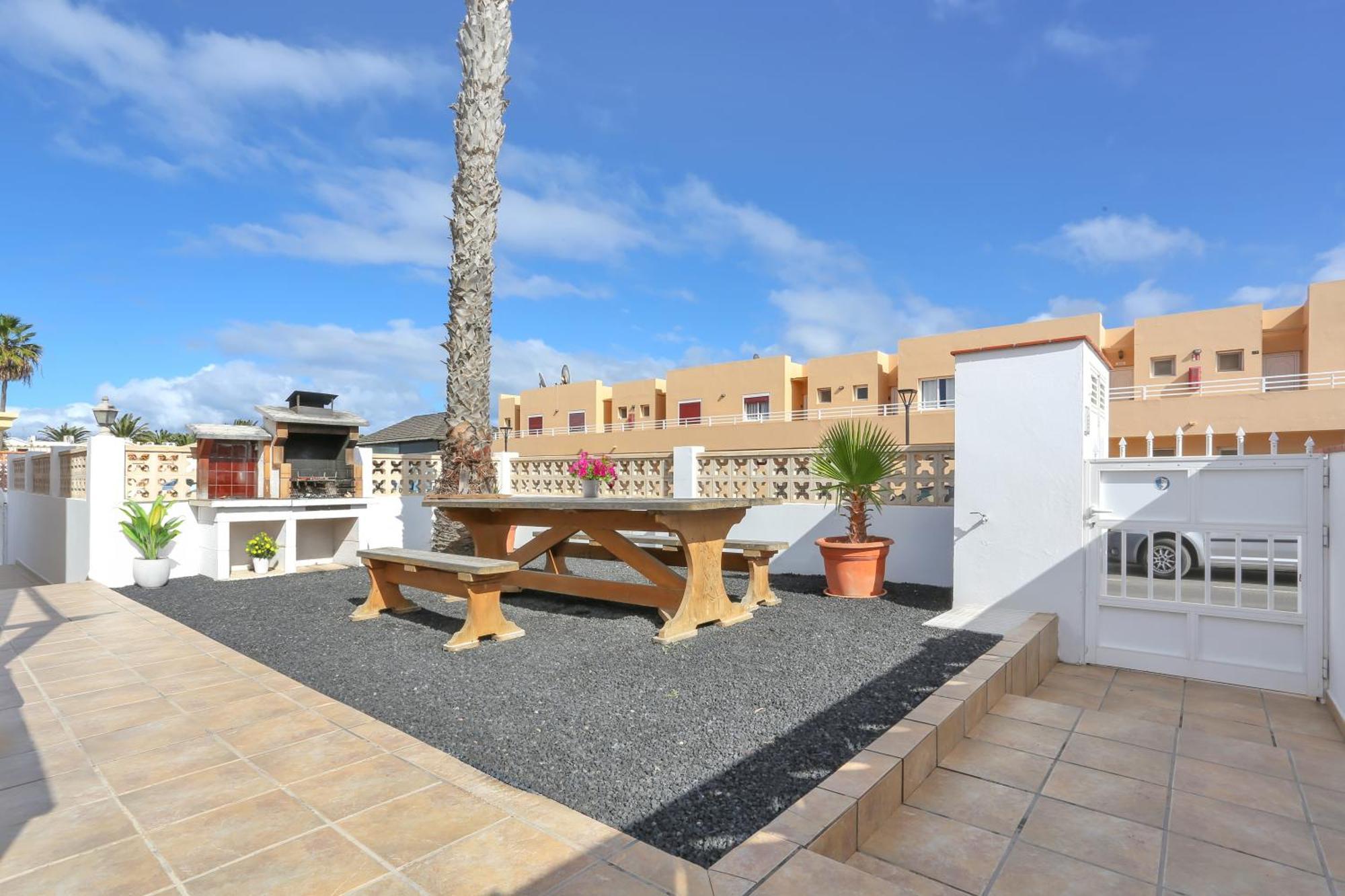 Residencia Lena Appartement Corralejo Buitenkant foto