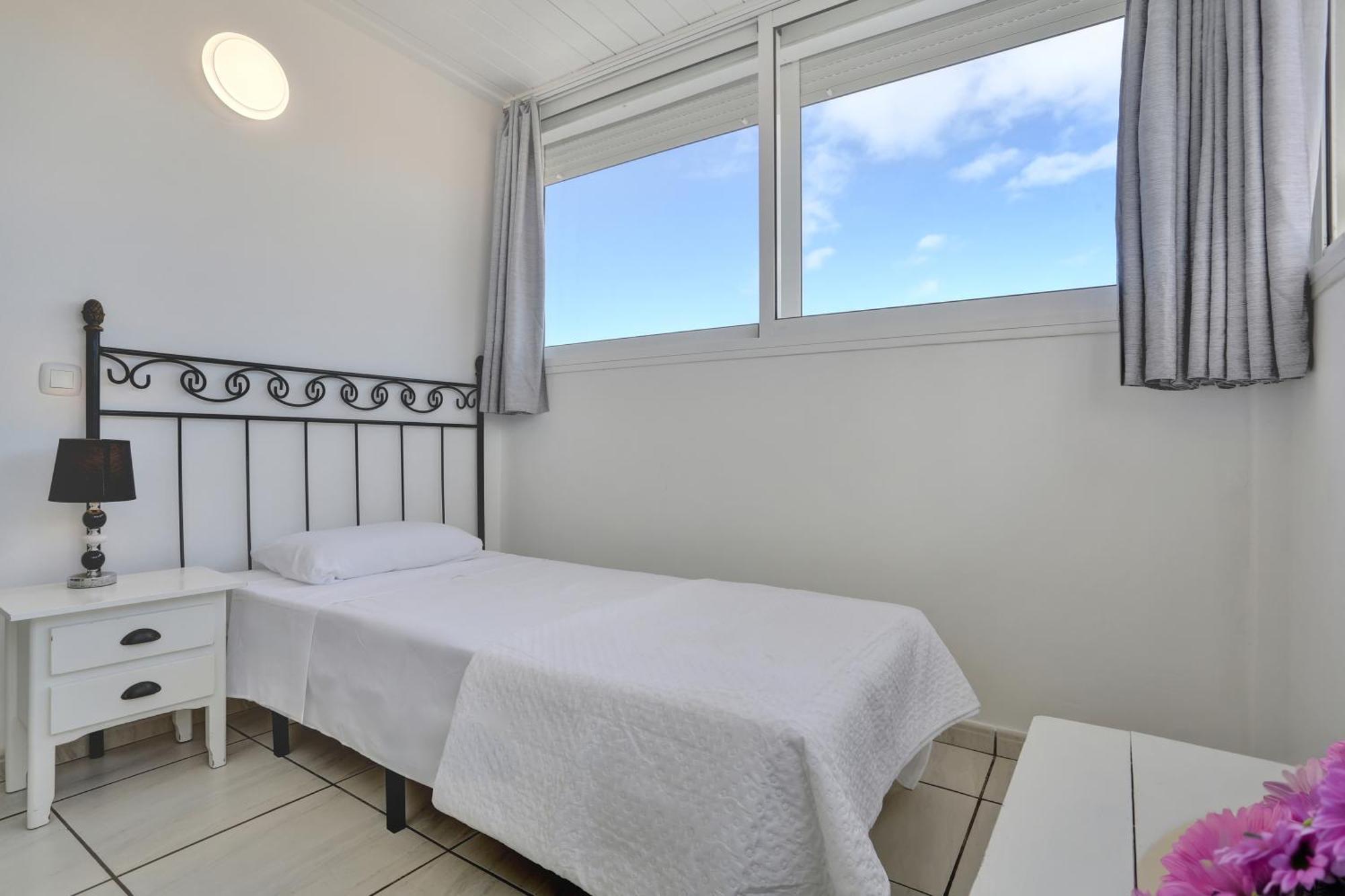 Residencia Lena Appartement Corralejo Buitenkant foto