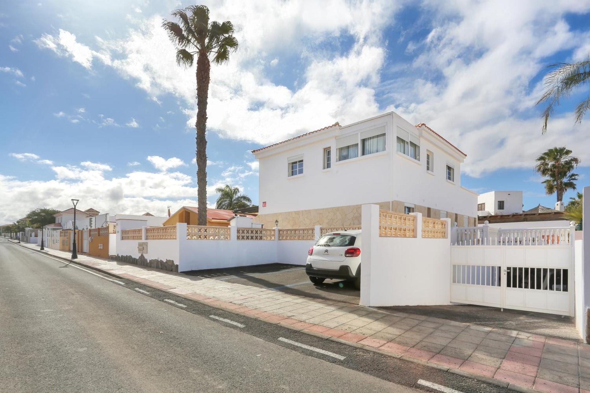 Residencia Lena Appartement Corralejo Buitenkant foto