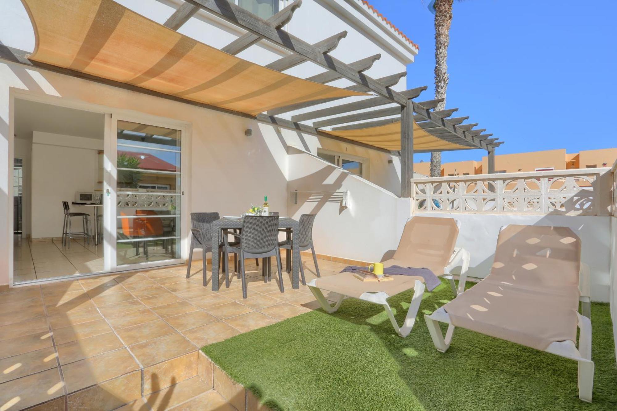 Residencia Lena Appartement Corralejo Buitenkant foto