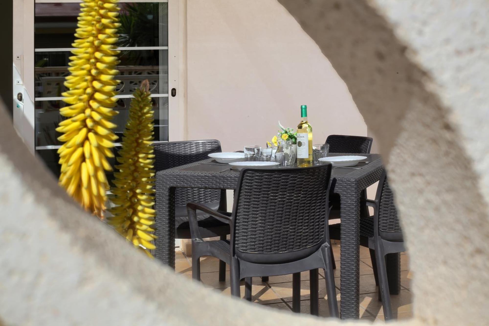 Residencia Lena Appartement Corralejo Buitenkant foto