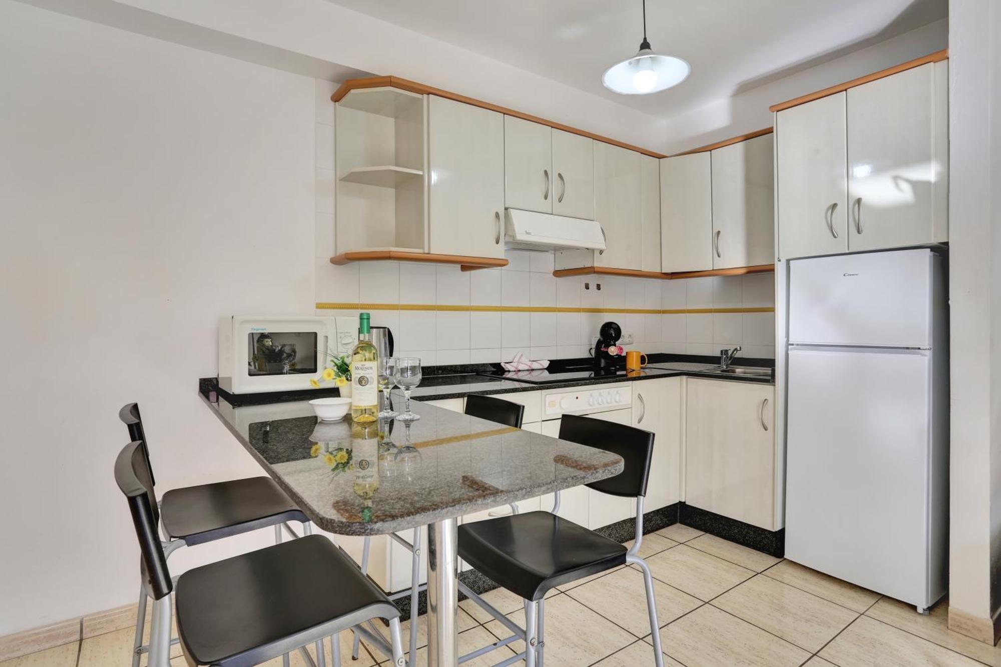 Residencia Lena Appartement Corralejo Buitenkant foto
