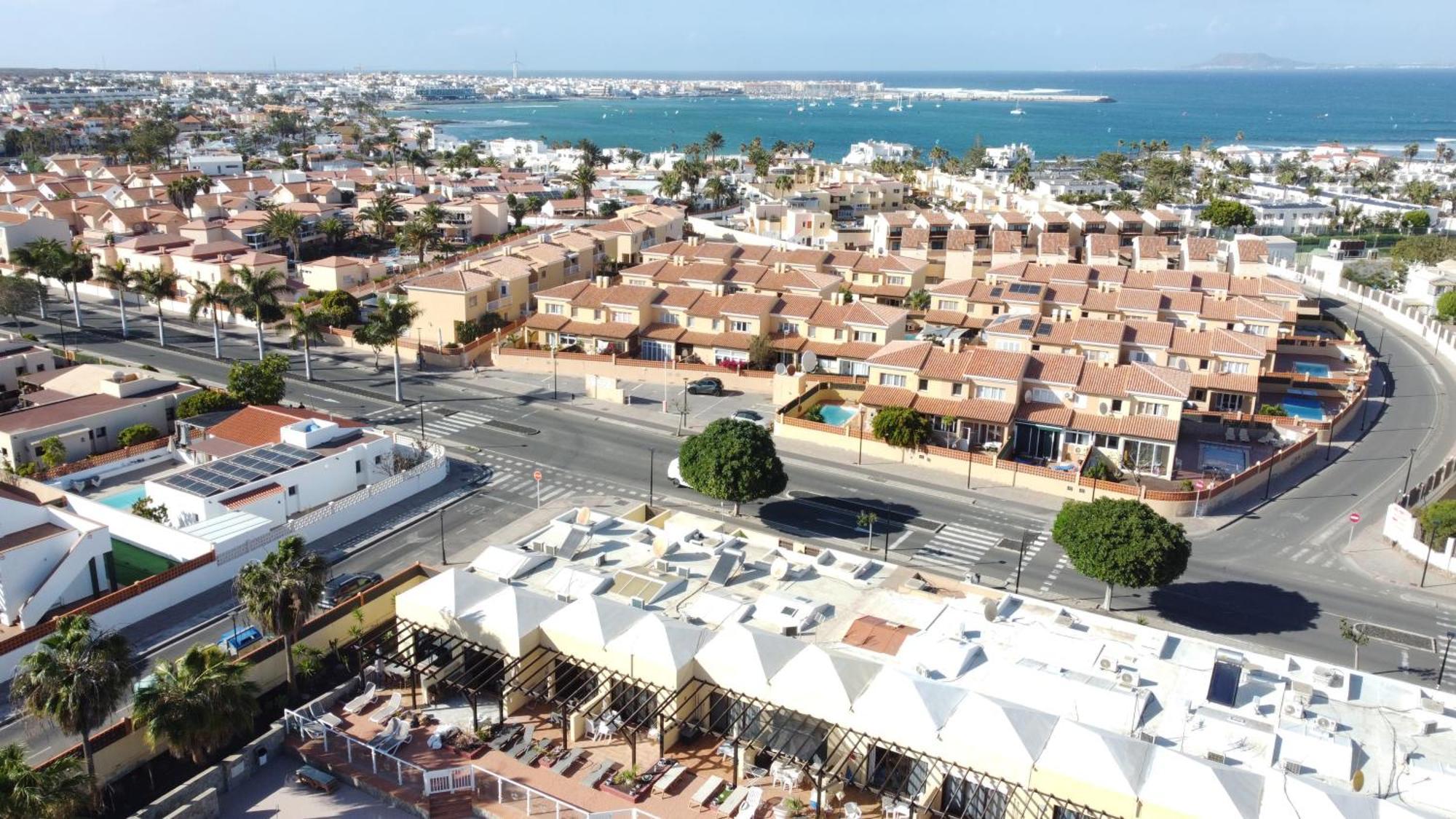 Residencia Lena Appartement Corralejo Buitenkant foto