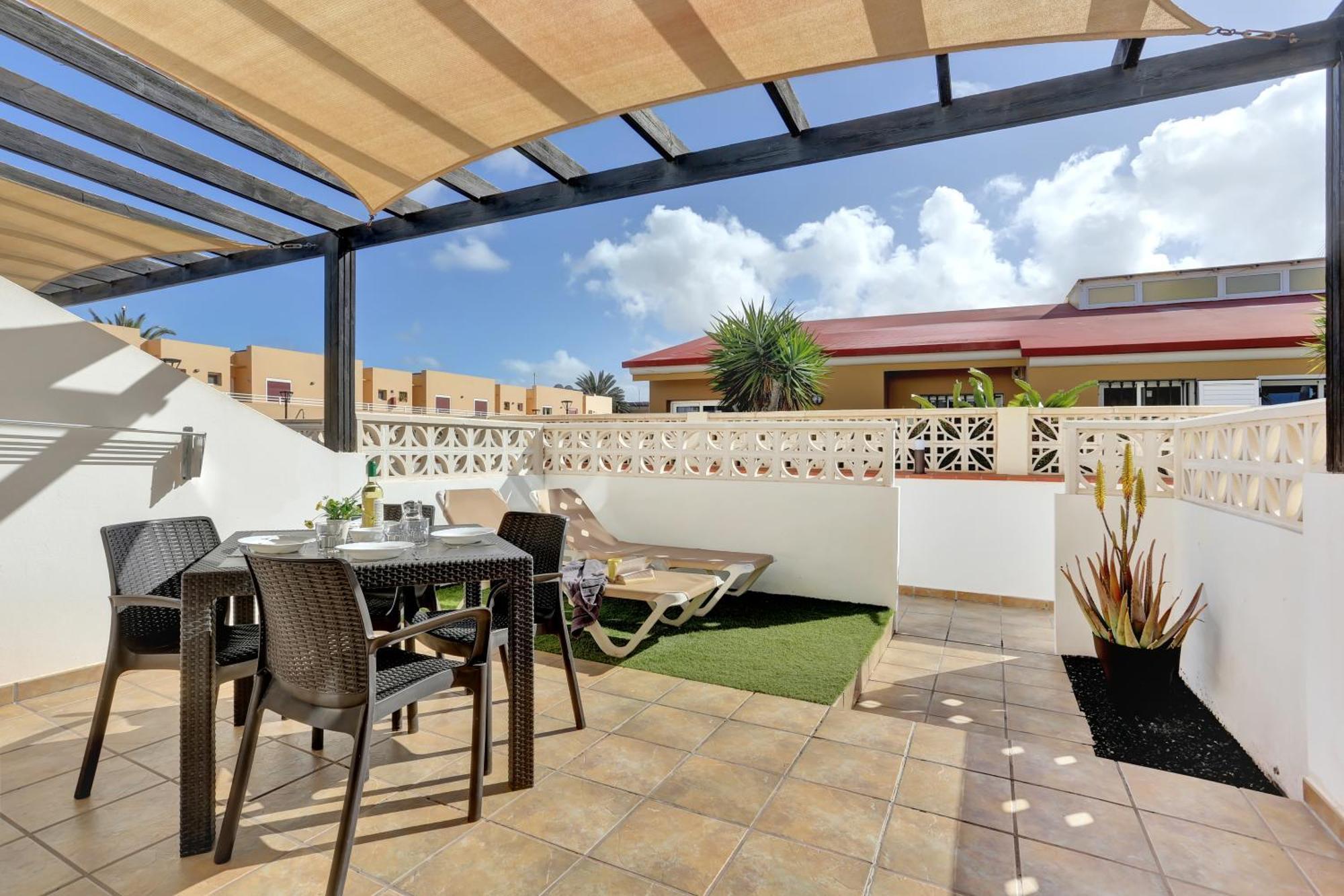 Residencia Lena Appartement Corralejo Buitenkant foto